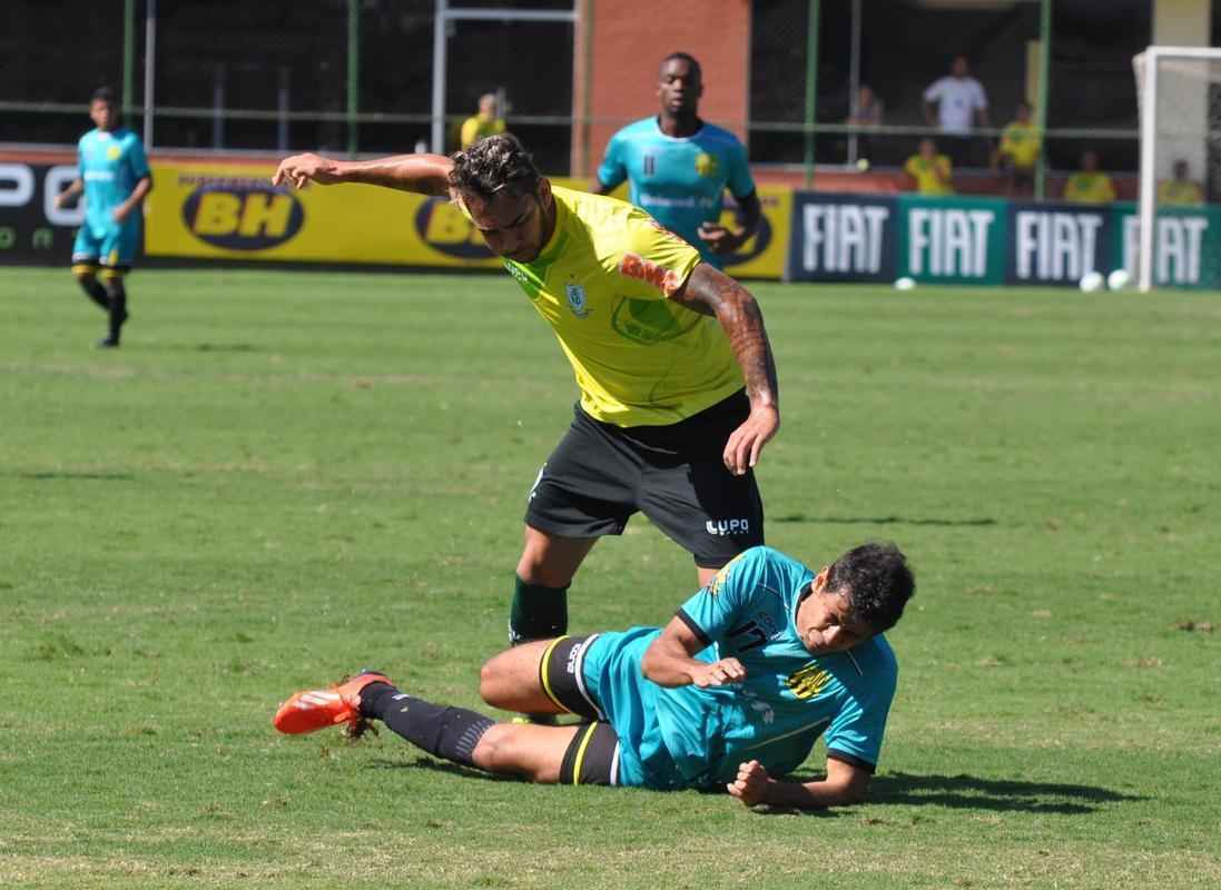 Os reservas do Amrica levaram a melhor sobre o Betim em jogo-treino na manh desta segunda-feira, no CT Lanna Drumond. Os gols foram marcados por Jnior Nego, Renato Santos e Diney, todos no segundo tempo da atividade. Ao mesmo tempo, os titulares realizaram uma atividade regenerativa na academia do clube.