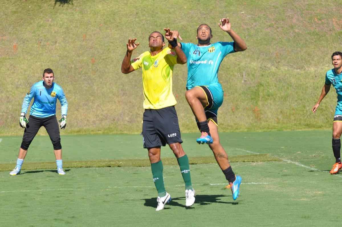 Os reservas do Amrica levaram a melhor sobre o Betim em jogo-treino na manh desta segunda-feira, no CT Lanna Drumond. Os gols foram marcados por Jnior Nego, Renato Santos e Diney, todos no segundo tempo da atividade. Ao mesmo tempo, os titulares realizaram uma atividade regenerativa na academia do clube.