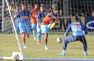 Gols do Cruzeiro foram marcados por Willian, Dagoberto e Neilton