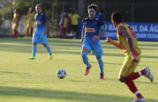 Os reservas do Cruzeiro fizeram um jogo-treino contra o Valrio, na tarde desta tera-feira, na Toca da Raposa II. Sem dificuldades, a equipe celeste fez 3 a 0 no time de Itabira, que disputar a Segunda Diviso do Campeonato Mineiro.