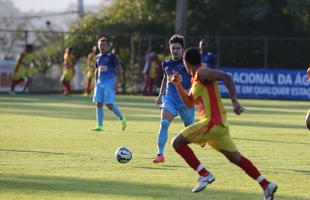 Os reservas do Cruzeiro fizeram um jogo-treino contra o Valrio, na tarde desta tera-feira, na Toca da Raposa II. Sem dificuldades, a equipe celeste fez 3 a 0 no time de Itabira, que disputar a Segunda Diviso do Campeonato Mineiro.