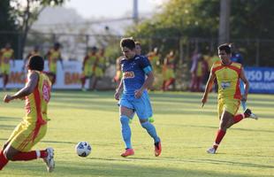 Os reservas do Cruzeiro fizeram um jogo-treino contra o Valrio, na tarde desta tera-feira, na Toca da Raposa II. Sem dificuldades, a equipe celeste fez 3 a 0 no time de Itabira, que disputar a Segunda Diviso do Campeonato Mineiro.