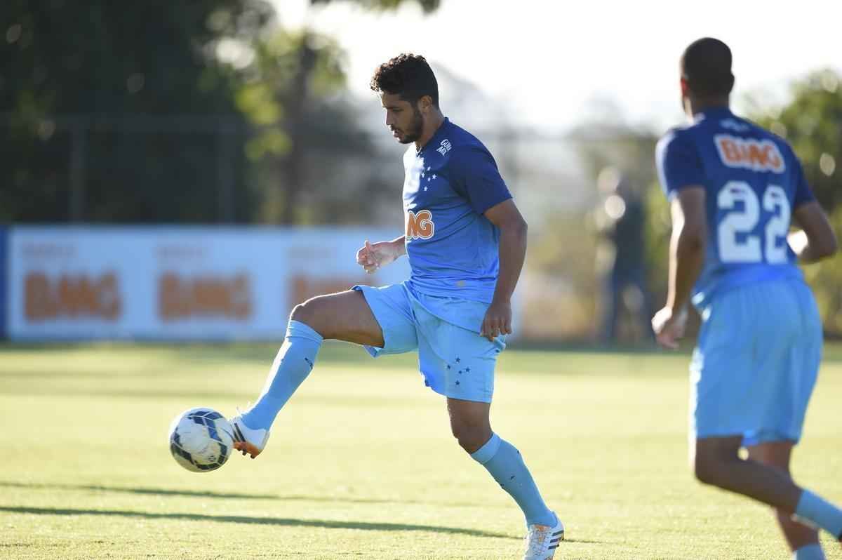 Clube celeste enfrenta o Cricima, neste sbado, s 18h30, fora de casa