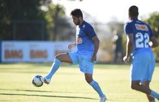 Clube celeste enfrenta o Cricima, neste sbado, s 18h30, fora de casa