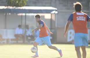 Clube celeste enfrenta o Cricima, neste sbado, s 18h30, fora de casa