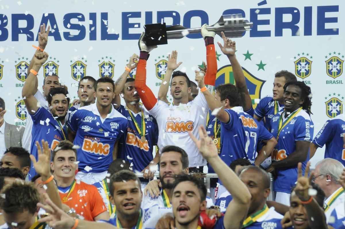 Em 2013, Fbio alcanou sua maior glria com a camisa do Cruzeiro. Ele ergueu a taa de tricampeo brasileiro no Mineiro.