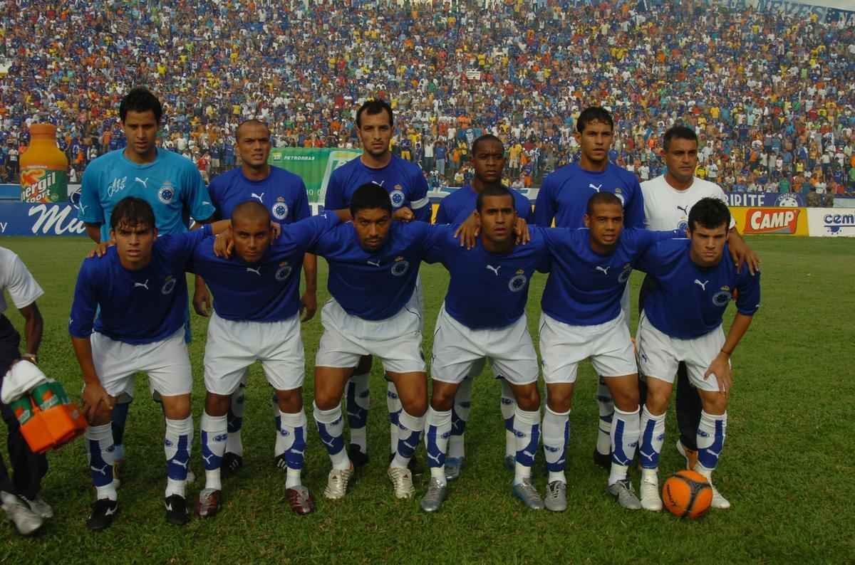 Em 2006, Fbio conquistou seu primeiro ttulo como titular com a camisa do Cruzeiro. Foi contra o mesmo Ipatinga, desta vez fora de casa.