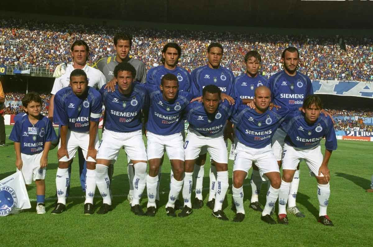 Na primeira final pelo Cruzeiro, Fbio tambm no obteve sucesso. O clube celeste perdeu o ttulo para o Ipatinga, dentro do Mineiro, e interrompeu uma sequncia de 15 temporadas consecutivas conquistando pelo menos um ttulo oficial por ano.