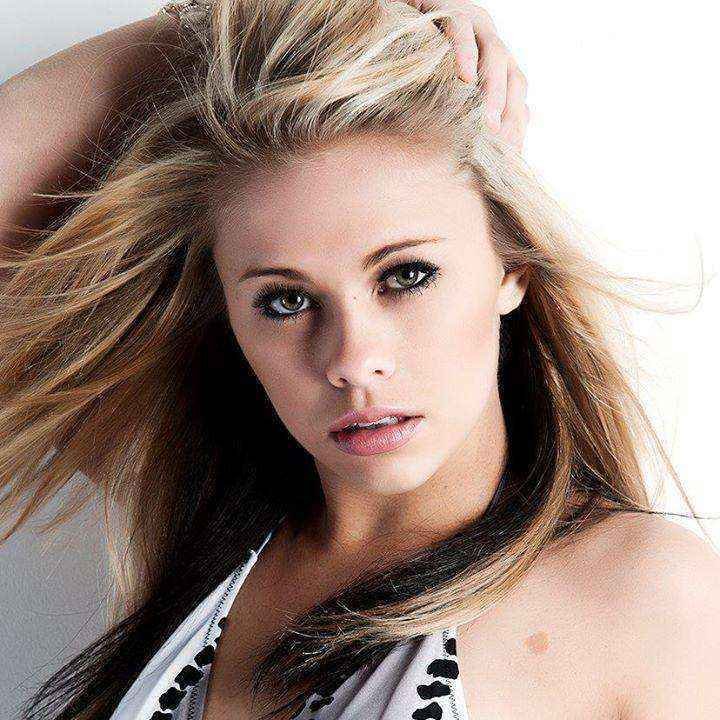 Imagens de Paige VanZant, lutadora do UFC