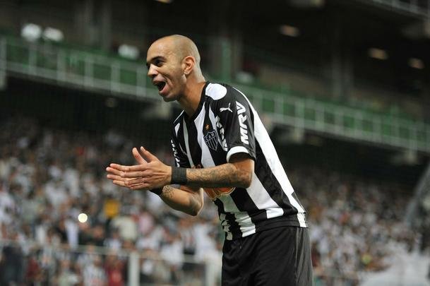 Imagens do jogo entre Atltico e Palmeiras no Independncia