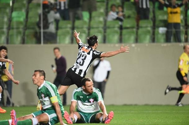 Imagens do jogo entre Atltico e Palmeiras no Independncia