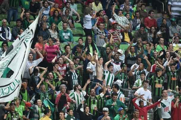 Fotos do jogo entre Amrica e Luverdense, no Independncia, pela 17 rodada da Srie B do Brasileiro