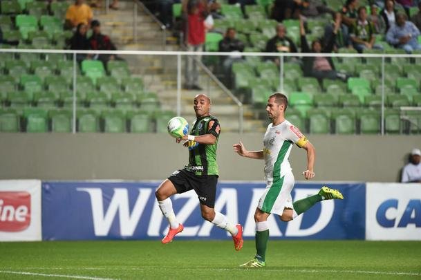 Fotos do jogo entre Amrica e Luverdense, no Independncia, pela 17 rodada da Srie B do Brasileiro