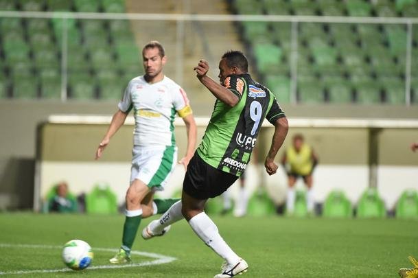 Fotos do jogo entre Amrica e Luverdense, no Independncia, pela 17 rodada da Srie B do Brasileiro