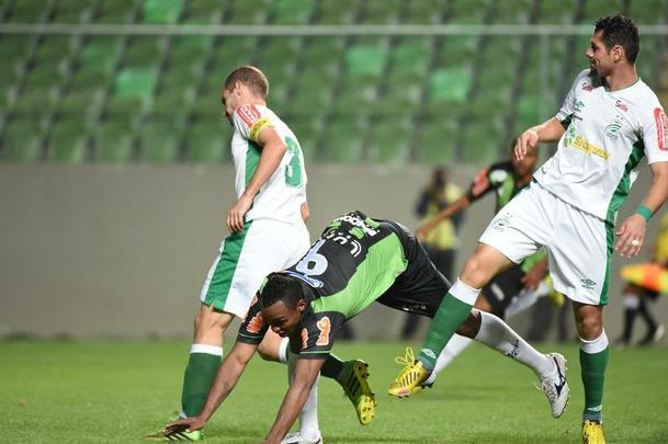 Fotos do jogo entre Amrica e Luverdense, no Independncia, pela 17 rodada da Srie B do Brasileiro