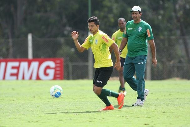 Imagens do ltimo treino do Amrica antes do jogo contra a Ponte Preta, no Independncia, pela 18 rodada da Srie B do Brasileiro