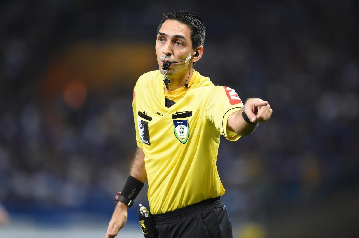 Fotos do jogo entre Cruzeiro e Grmio, no Mineiro, pela 16 rodada do Campeonato Brasileiro