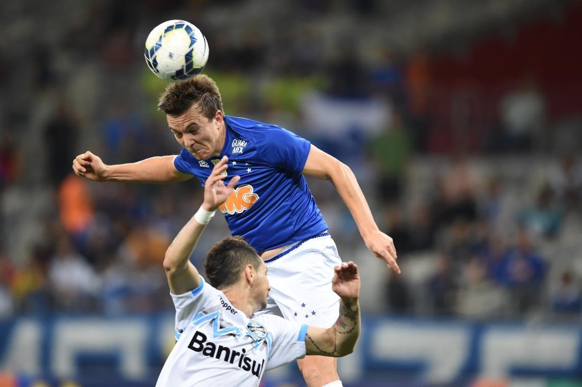 Fotos do jogo entre Cruzeiro e Grmio, no Mineiro, pela 16 rodada do Campeonato Brasileiro
