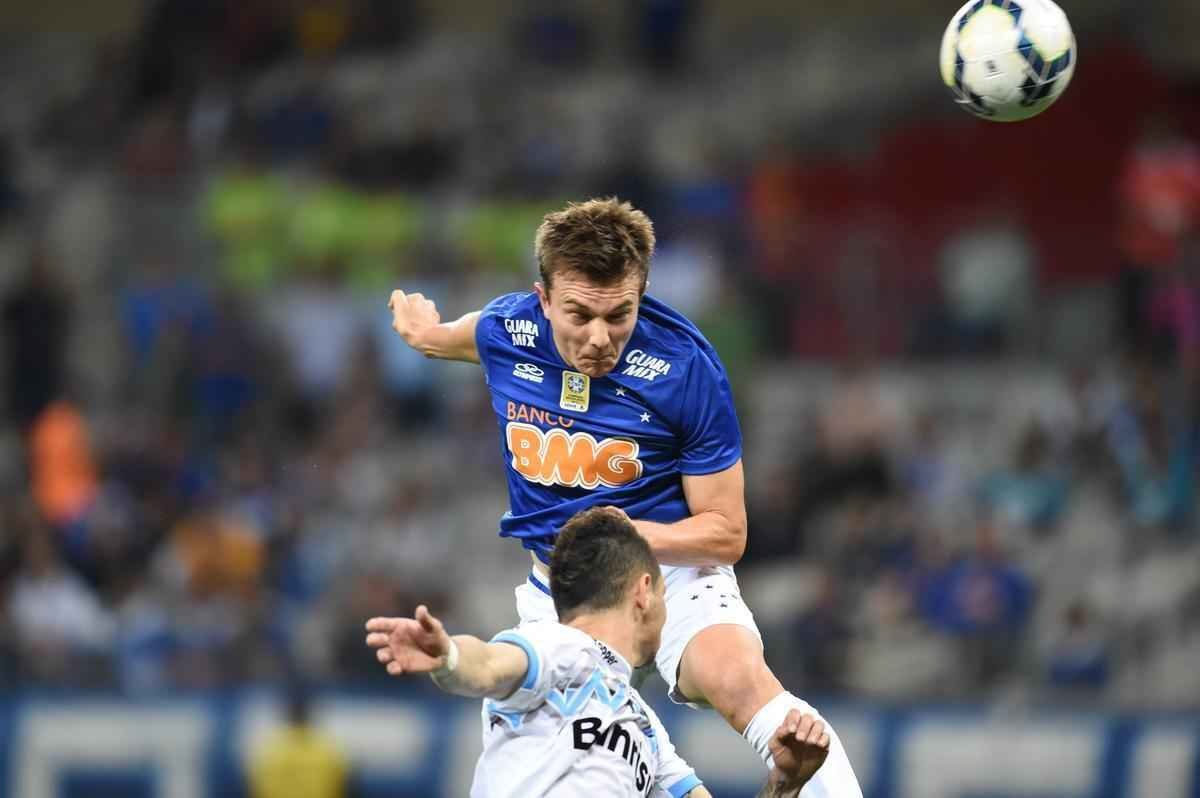 Fotos do jogo entre Cruzeiro e Grmio, no Mineiro, pela 16 rodada do Campeonato Brasileiro