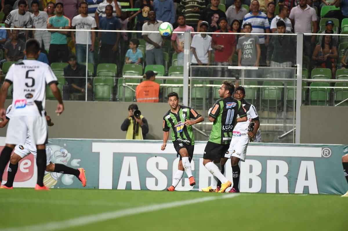 Fotos do jogo entre Amrica e Ponte Preta, no Estdio Independncia, pela 18 rodada da Srie B do Campeonato Brasileiro