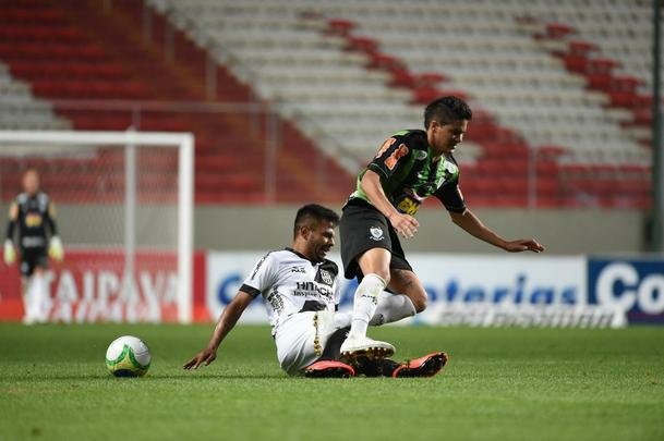 Fotos do jogo entre Amrica e Ponte Preta, no Estdio Independncia, pela 18 rodada da Srie B do Campeonato Brasileiro