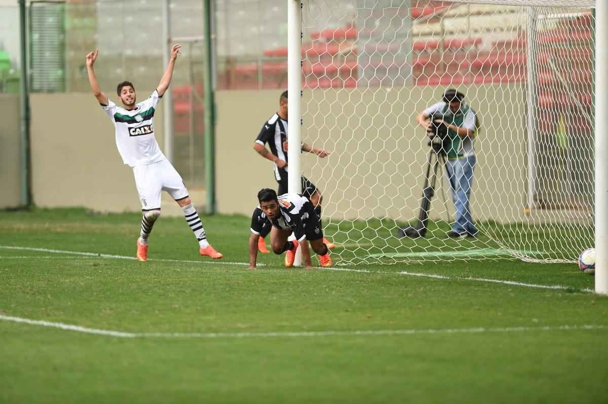 Atltico venceu o Figueirense por 4 a 2 e garantiu vaga na final da Taa BH de juniores