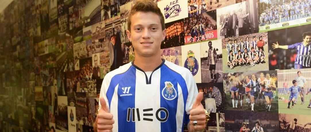 Otvio: do Internacional para o Porto