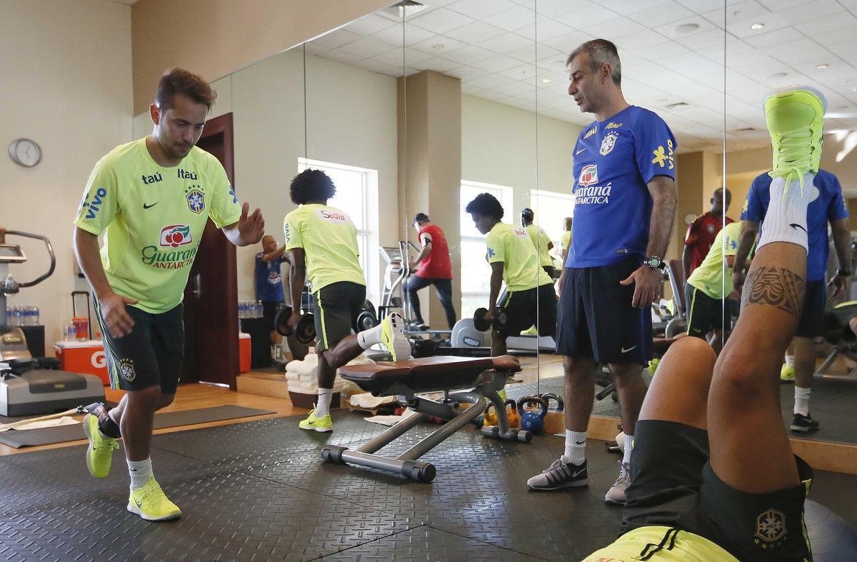 Jogadores da Seleo Brasileira durante treino fsico em Miami visando aos amistosos contra Colmbia e Equador