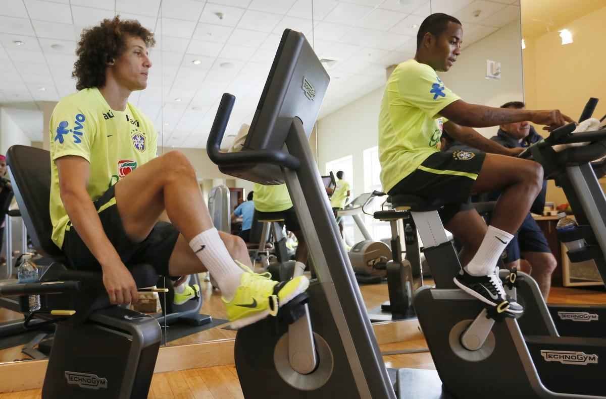 Jogadores da Seleo Brasileira durante treino fsico em Miami visando aos amistosos contra Colmbia e Equador
