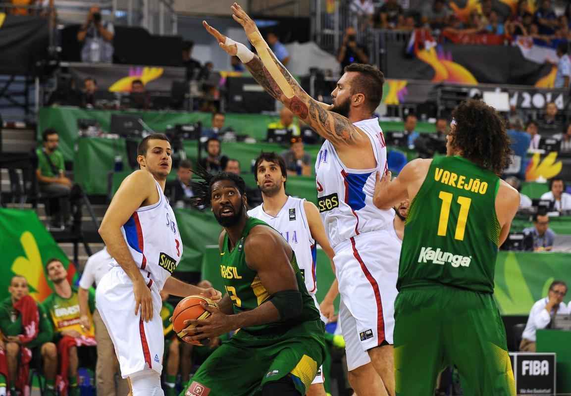 Fotos do jogo entre Brasil e Srvia, pela Copa do Mundo de Basquete Masculino