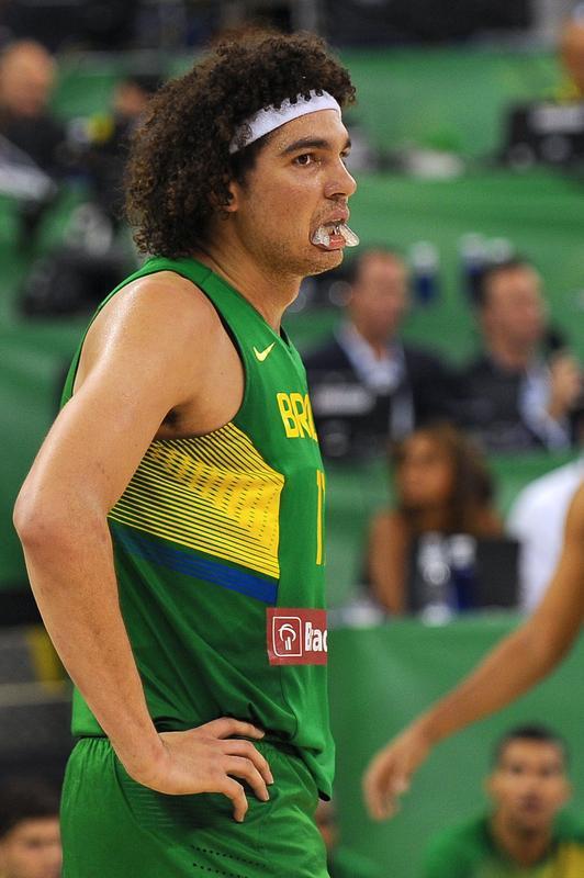 Fotos do jogo entre Brasil e Srvia, pela Copa do Mundo de Basquete Masculino