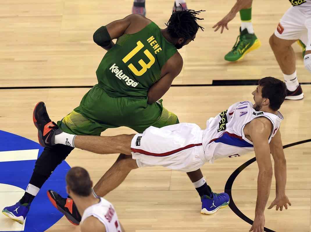 Fotos do jogo entre Brasil e Srvia, pela Copa do Mundo de Basquete Masculino