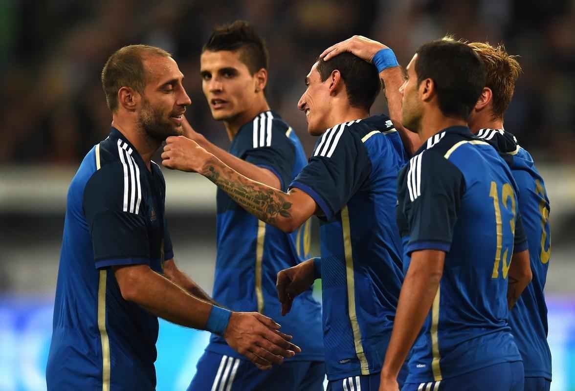 Imagens do jogo entre Argentina e Alemanha em Dusseldorf