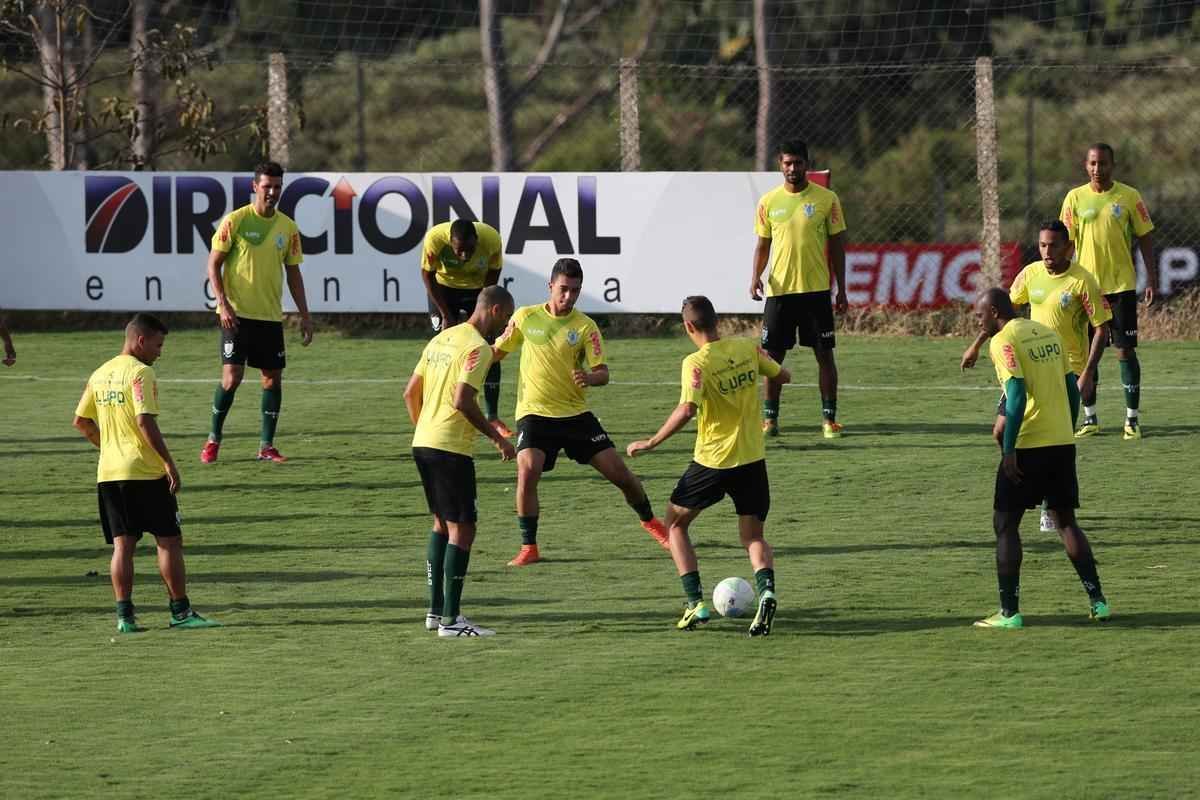 Imagens do treino desta quarta-feira, no CT Lanna Drumond