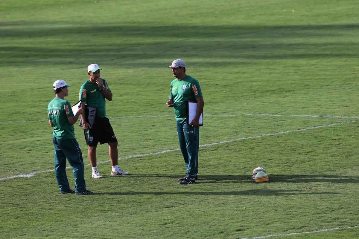 Imagens do treino desta quarta-feira, no CT Lanna Drumond
