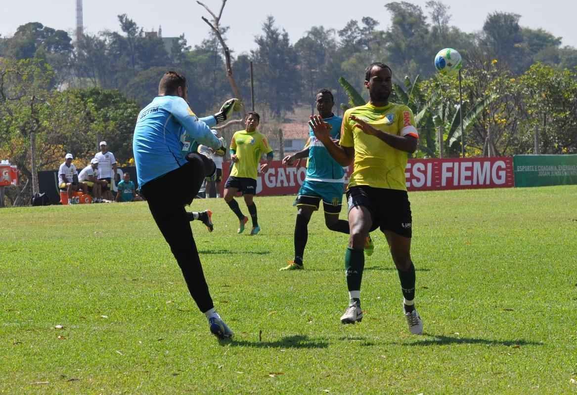 Imagens do jogo-treino entre Amrica e Betinense, no CT Lanna Drumond