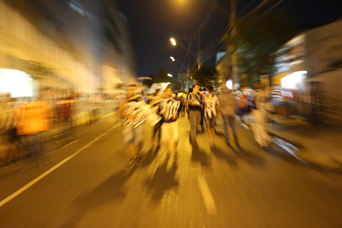 Torcedores chegaram ao Independncia animados e deram grande incentivo aos jogadores atleticanos