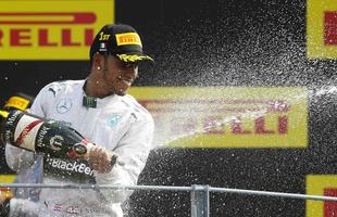 Depois de trs corridas, Lewis Hamilton volta a vencer e reduz a vantagem do lder Nico Rosberg