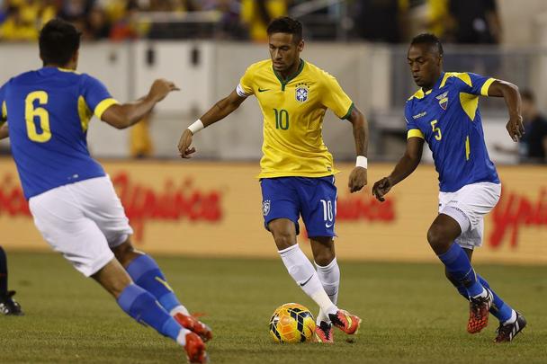 Imagens da vitria do Brasil diante do Equador, por 1 a 0, gol de Willian, nos EUA