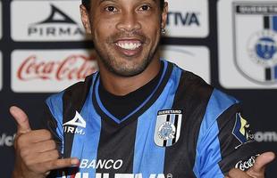 Fotos da apresentao de Ronaldinho no  Quertaro 