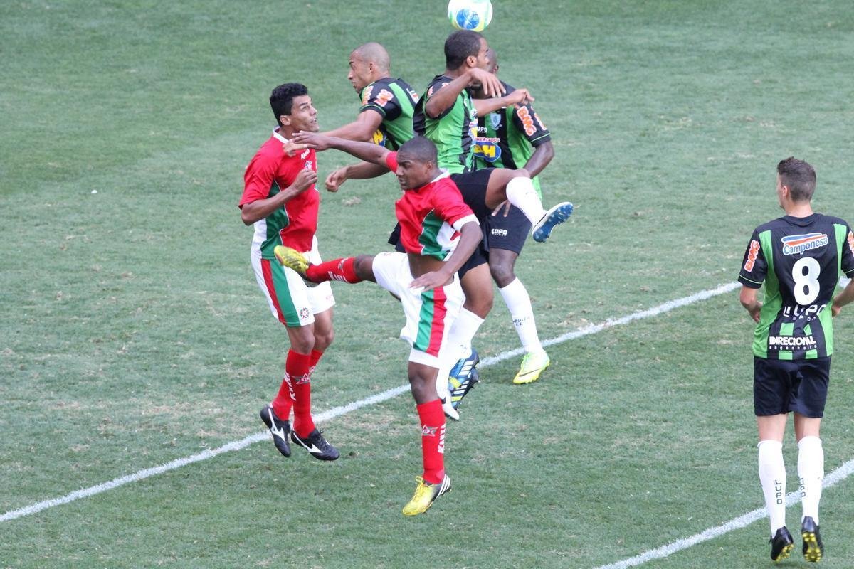 Coelho no resistiu  equipe de Varginha e segue em queda livre na Srie B