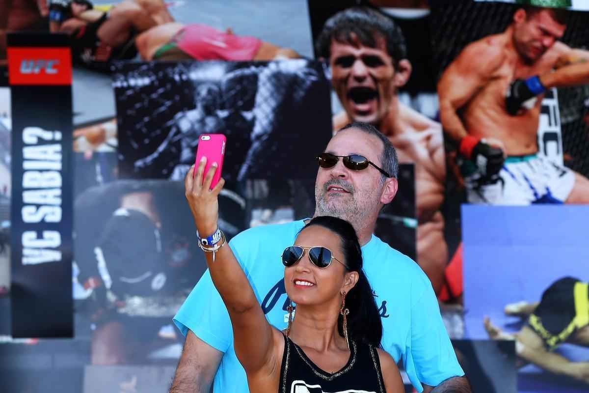 Imagens da chegada do pblico no UFC em Braslia