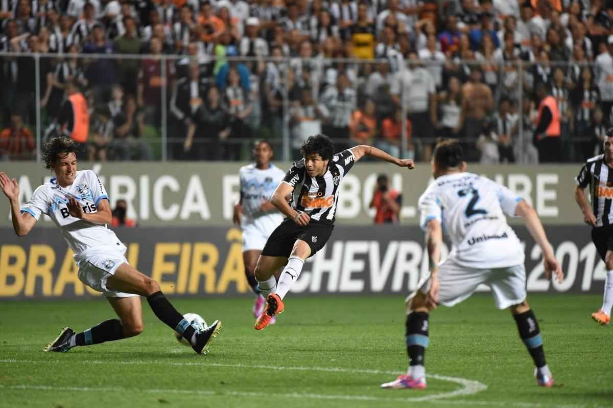 Imagens de Atltico x Grmio, no Independncia, pela 21 rodada do Campeonato Brasileiro