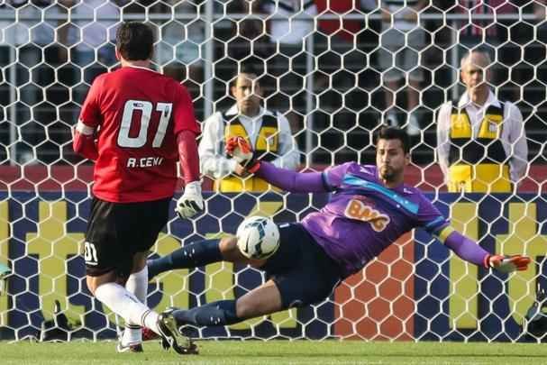 No Morumbi, Cruzeiro perdeu para o So Paulo, por 2 a 0, pela 21 rodada do Campeonato Brasileiro