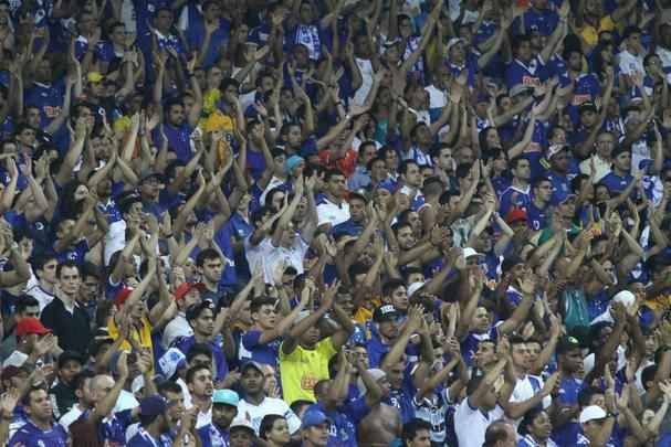 Cruzeiro e Atltico-PR se enfrentam no Mineiro pela 22 rodada do Campeonato Brasileiro