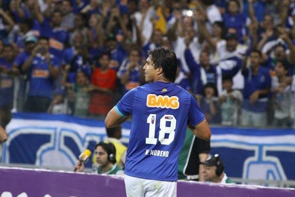 Cruzeiro e Atltico-PR se enfrentam no Mineiro pela 22 rodada do Campeonato Brasileiro