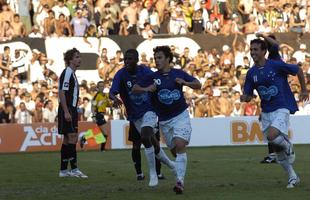 No primeiro jogo da final do Mineiro de 2009, o Cruzeiro voltou a golear o rival por 5 a 0. O atacante Kleber notabilizou sua comemorao ao 'bater asas', imitando uma galinha, gerando muita polmica fora de campo.