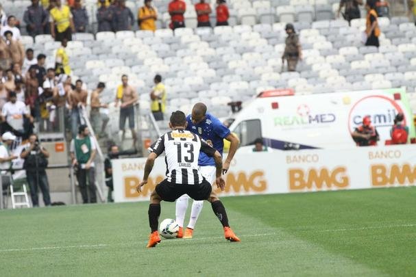 Fotos do clssico entre Cruzeiro e Atltico, no Mineiro, pela 23 rodada do Brasileiro