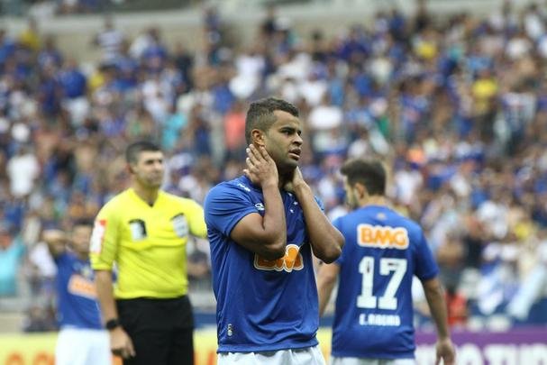 Fotos do clssico entre Cruzeiro e Atltico, no Mineiro, pela 23 rodada do Brasileiro