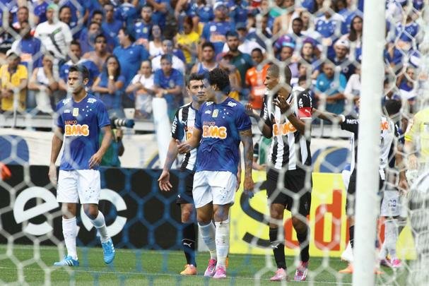 Fotos do clssico entre Cruzeiro e Atltico, no Mineiro, pela 23 rodada do Brasileiro